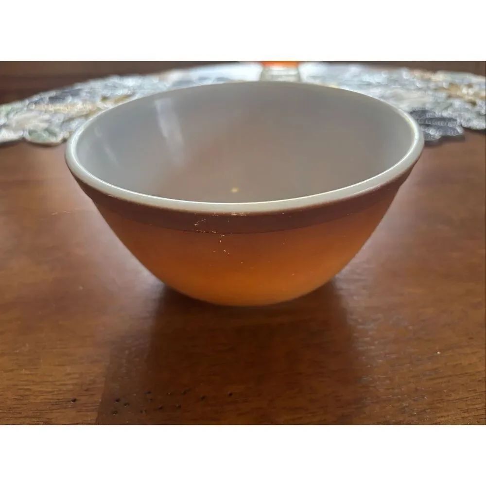 Vintage Pyrex Old Orchard Brown Nesting Bowl